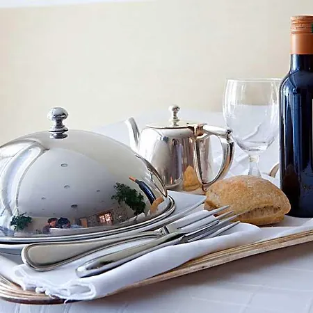 Western Grand De Bordeaux Hotel 3*