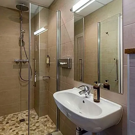 Western Grand De Bordeaux Hotel 3*