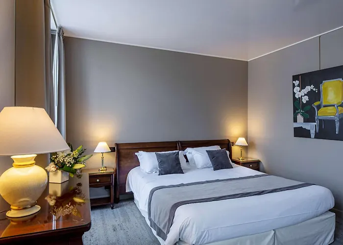 Western Grand De Bordeaux 3* אורילק