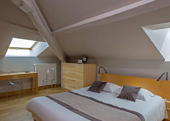 Western Grand De Bordeaux מלון