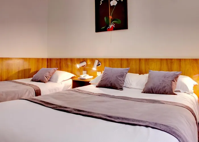 Western Grand De Bordeaux מלון אורילק