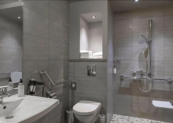 מלון Western Grand De Bordeaux אורילק