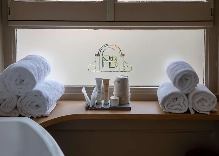 מלון Western Grand De Bordeaux 3*