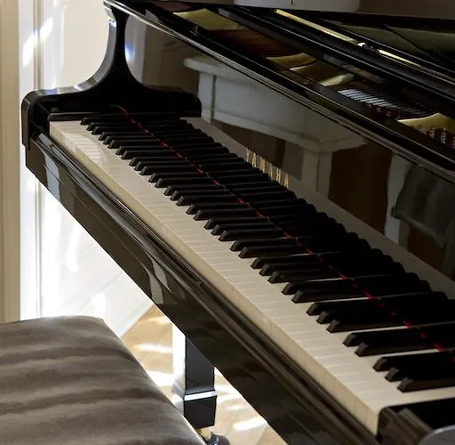 מלון Western Grand De Bordeaux 3*