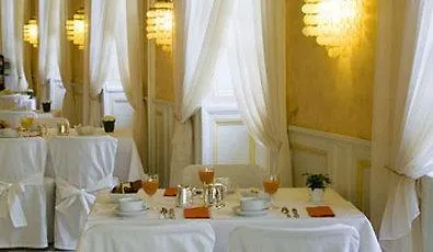 מלון Western Grand De Bordeaux